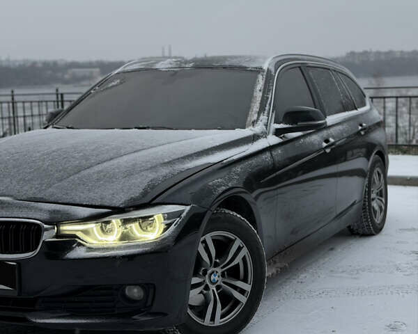 Черный БМВ 3 Серия, объемом двигателя 2 л и пробегом 314 тыс. км за 11800 $, фото 4 на Automoto.ua