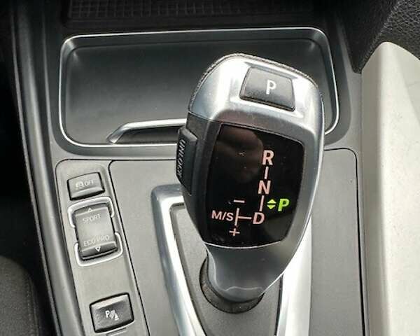 Черный БМВ 3 Серия, объемом двигателя 2 л и пробегом 222 тыс. км за 14700 $, фото 3 на Automoto.ua