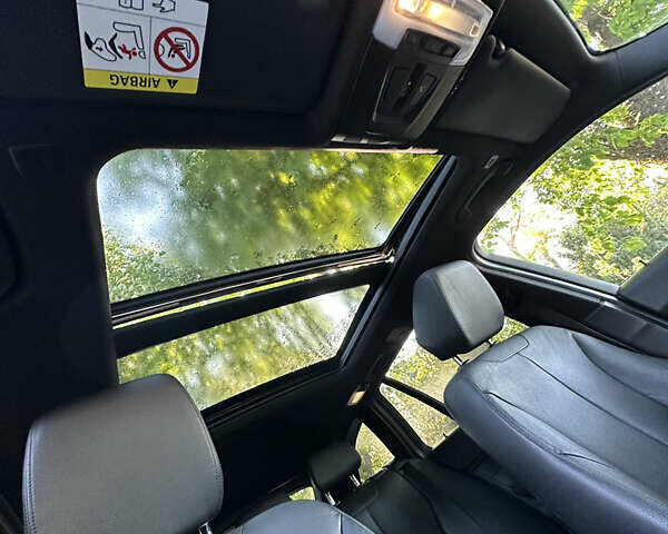 Черный БМВ 3 Серия, объемом двигателя 3 л и пробегом 283 тыс. км за 20500 $, фото 8 на Automoto.ua