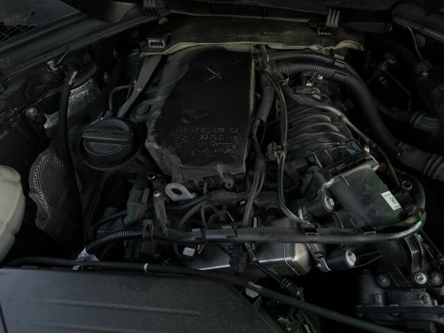 Чорний БМВ 3 Серія, об'ємом двигуна 2 л та пробігом 233 тис. км за 13000 $, фото 19 на Automoto.ua