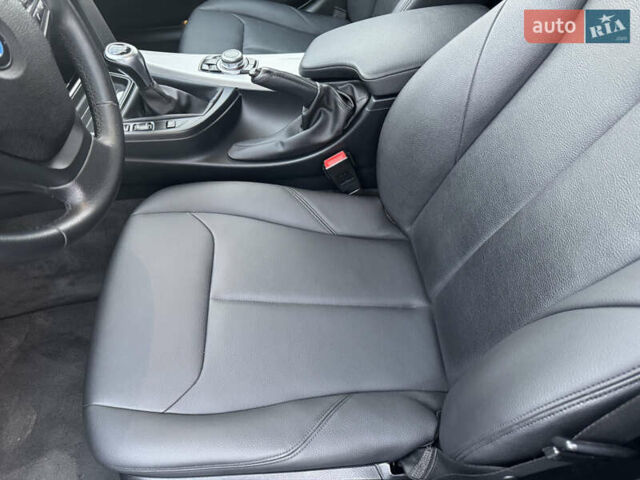 Чорний БМВ 3 Серія, об'ємом двигуна 2 л та пробігом 266 тис. км за 13700 $, фото 14 на Automoto.ua