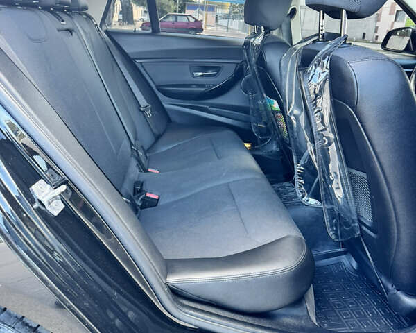 Черный БМВ 3 Серия, объемом двигателя 2 л и пробегом 230 тыс. км за 17300 $, фото 10 на Automoto.ua