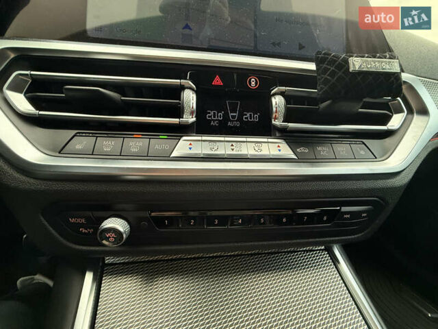 Чорний БМВ 3 Серія, об'ємом двигуна 2.99 л та пробігом 102 тис. км за 42500 $, фото 13 на Automoto.ua