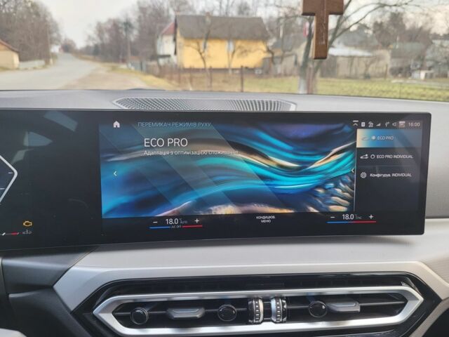 БМВ 3 Серия 2022 в Стрые на Automoto.ua Черный БМВ 3 Серия, объемом двигателя 2 л и пробегом 82 тыс. км за 32044 $, фото 16 на Automoto.ua