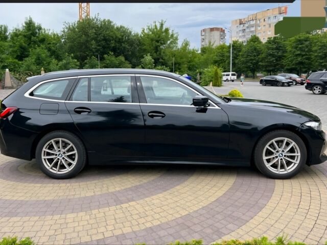 БМВ 3 Серия 2022 в Стрые на Automoto.ua Черный БМВ 3 Серия, объемом двигателя 2 л и пробегом 82 тыс. км за 32044 $, фото 13 на Automoto.ua