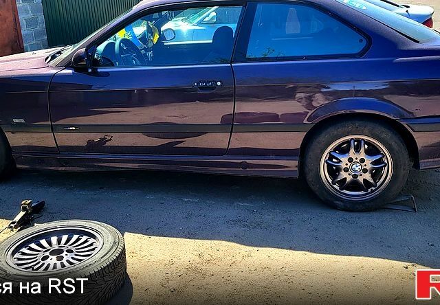 Фиолетовый БМВ 3 Серия, объемом двигателя 2 л и пробегом 0 тыс. км за 3000 $, фото 3 на Automoto.ua