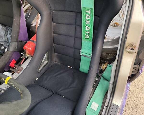 Фиолетовый БМВ 3 Серия, объемом двигателя 2.8 л и пробегом 200 тыс. км за 4300 $, фото 9 на Automoto.ua