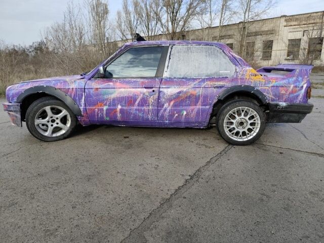 Фиолетовый БМВ 3 Серия, объемом двигателя 1.8 л и пробегом 200 тыс. км за 4300 $, фото 1 на Automoto.ua