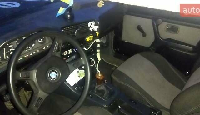 Коричневый БМВ 3 Серия, объемом двигателя 2 л и пробегом 500 тыс. км за 2000 $, фото 4 на Automoto.ua