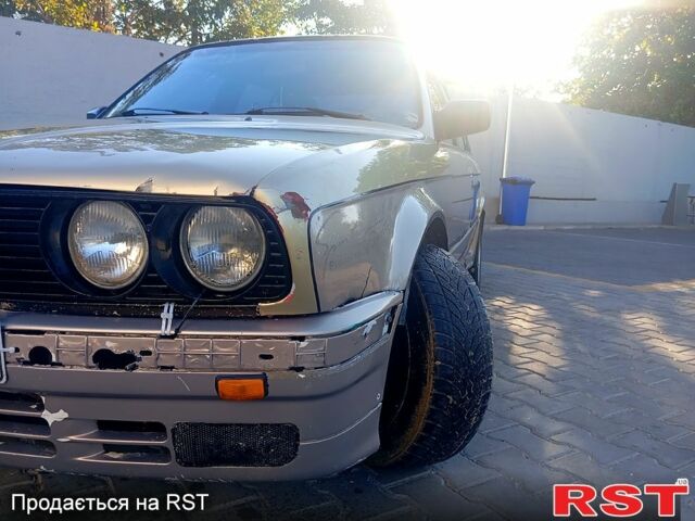 Коричневый БМВ 3 Серия, объемом двигателя 2 л и пробегом 250 тыс. км за 1350 $, фото 3 на Automoto.ua