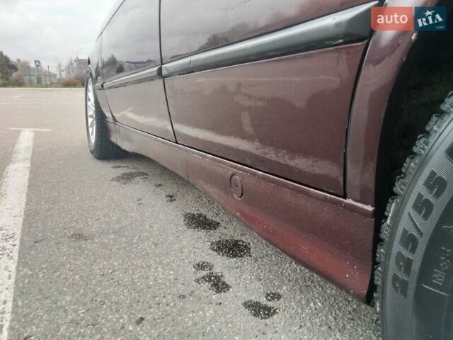 Коричневый БМВ 3 Серия, объемом двигателя 1.8 л и пробегом 333 тыс. км за 3000 $, фото 7 на Automoto.ua