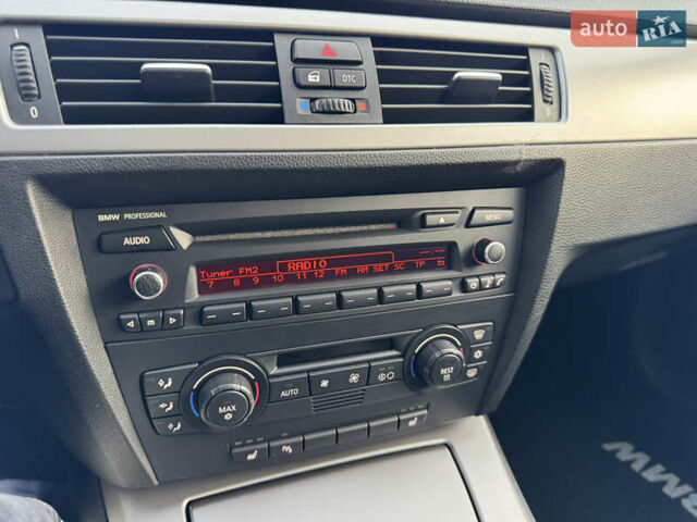 Коричневий БМВ 3 Серія, об'ємом двигуна 2 л та пробігом 265 тис. км за 6900 $, фото 30 на Automoto.ua