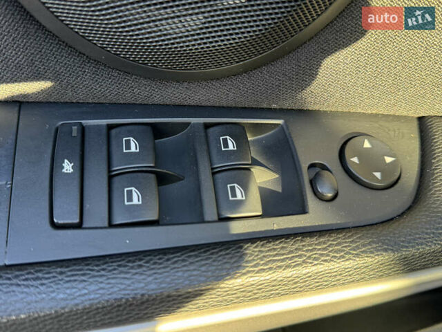 Коричневий БМВ 3 Серія, об'ємом двигуна 2 л та пробігом 265 тис. км за 6900 $, фото 43 на Automoto.ua