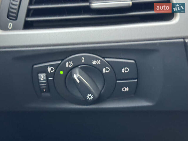 Коричневий БМВ 3 Серія, об'ємом двигуна 2 л та пробігом 265 тис. км за 6900 $, фото 29 на Automoto.ua