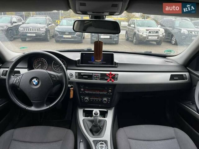 Коричневий БМВ 3 Серія, об'ємом двигуна 2 л та пробігом 280 тис. км за 9290 $, фото 12 на Automoto.ua