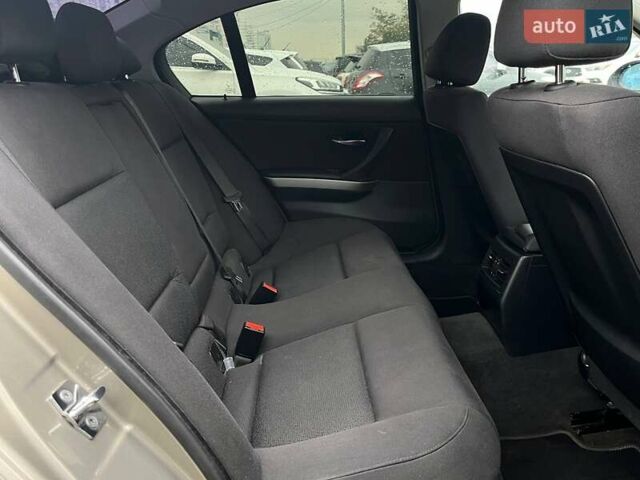 Коричневий БМВ 3 Серія, об'ємом двигуна 2 л та пробігом 280 тис. км за 9290 $, фото 11 на Automoto.ua