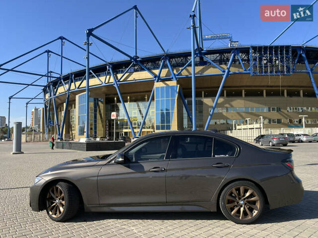 Коричневый БМВ 3 Серия, объемом двигателя 2 л и пробегом 140 тыс. км за 15000 $, фото 8 на Automoto.ua