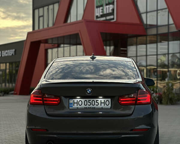 Коричневый БМВ 3 Серия, объемом двигателя 2 л и пробегом 270 тыс. км за 15555 $, фото 13 на Automoto.ua