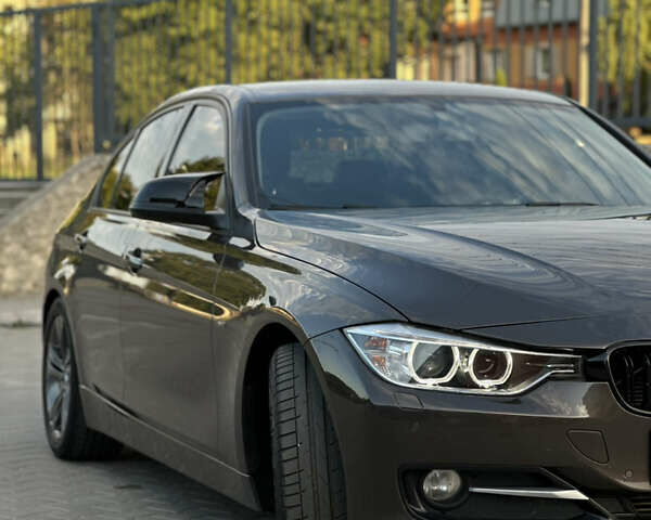 Коричневый БМВ 3 Серия, объемом двигателя 2 л и пробегом 270 тыс. км за 15555 $, фото 18 на Automoto.ua