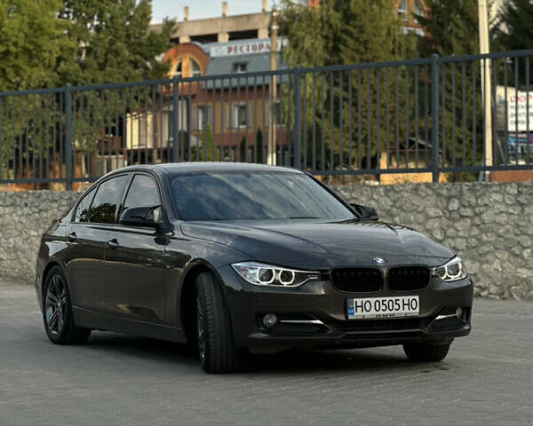 Коричневый БМВ 3 Серия, объемом двигателя 2 л и пробегом 270 тыс. км за 15555 $, фото 7 на Automoto.ua