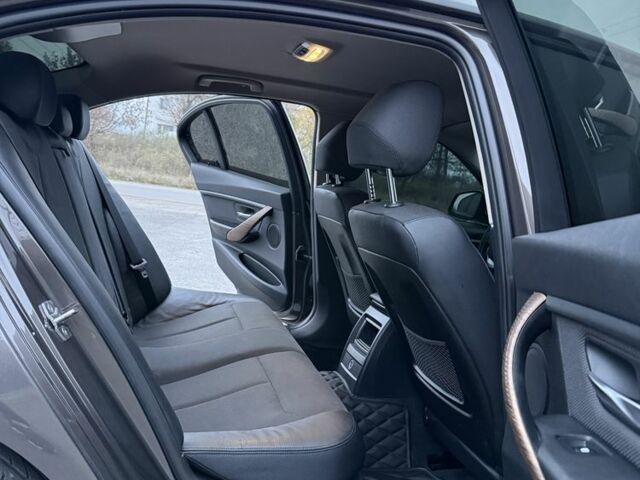 Коричневый БМВ 3 Серия, объемом двигателя 2 л и пробегом 150 тыс. км за 13000 $, фото 6 на Automoto.ua