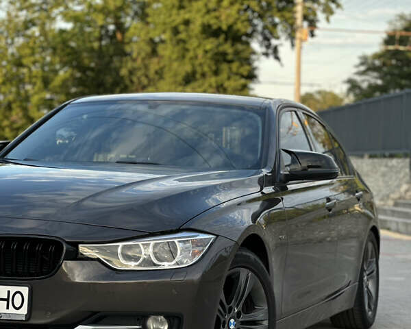 Коричневый БМВ 3 Серия, объемом двигателя 2 л и пробегом 270 тыс. км за 15555 $, фото 19 на Automoto.ua