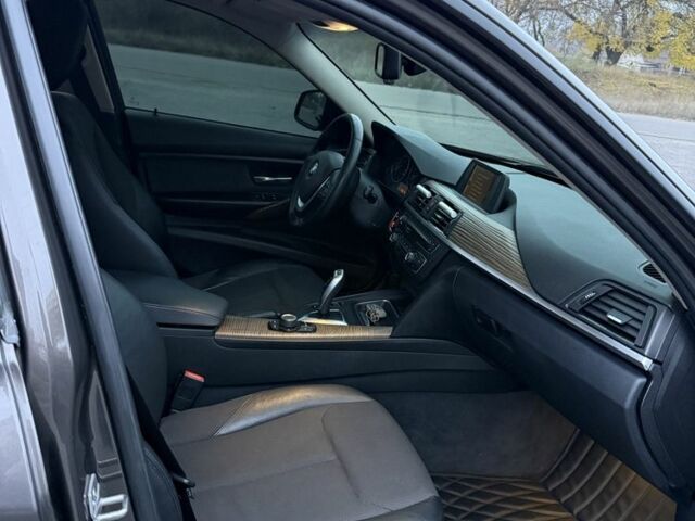 Коричневый БМВ 3 Серия, объемом двигателя 2 л и пробегом 150 тыс. км за 13000 $, фото 5 на Automoto.ua