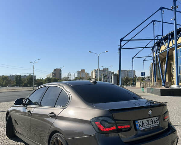 Коричневый БМВ 3 Серия, объемом двигателя 2 л и пробегом 140 тыс. км за 15000 $, фото 7 на Automoto.ua