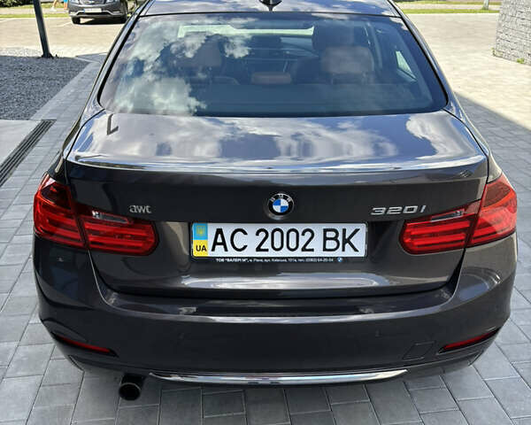 Коричневый БМВ 3 Серия, объемом двигателя 2 л и пробегом 193 тыс. км за 12300 $, фото 5 на Automoto.ua