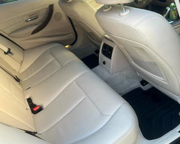 Коричневый БМВ 3 Серия, объемом двигателя 2 л и пробегом 140 тыс. км за 15000 $, фото 18 на Automoto.ua