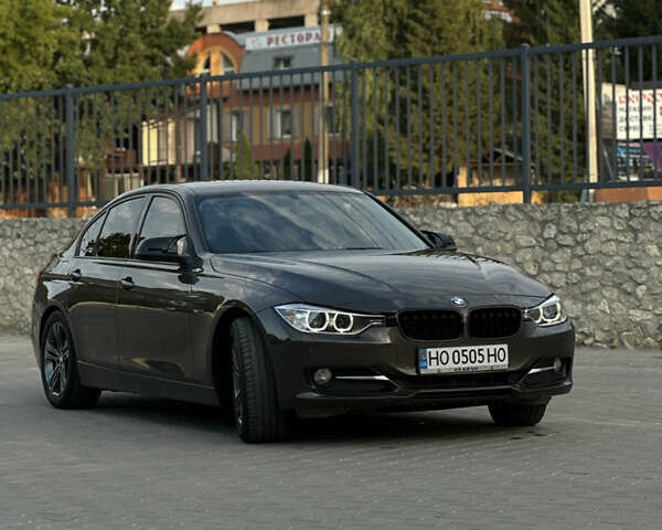 Коричневый БМВ 3 Серия, объемом двигателя 2 л и пробегом 270 тыс. км за 15555 $, фото 8 на Automoto.ua