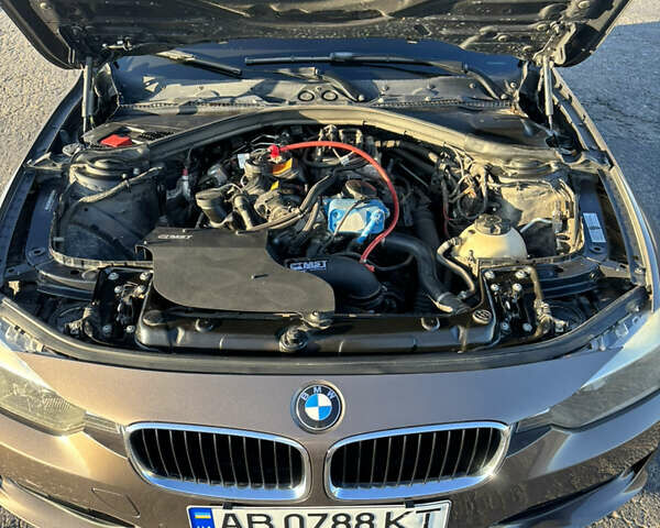 Коричневый БМВ 3 Серия, объемом двигателя 2 л и пробегом 174 тыс. км за 14000 $, фото 5 на Automoto.ua