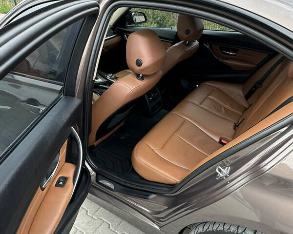 Коричневый БМВ 3 Серия, объемом двигателя 3 л и пробегом 270 тыс. км за 12500 $, фото 8 на Automoto.ua