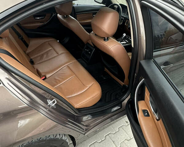 Коричневый БМВ 3 Серия, объемом двигателя 3 л и пробегом 270 тыс. км за 12500 $, фото 12 на Automoto.ua