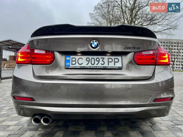 Коричневый БМВ 3 Серия, объемом двигателя 2 л и пробегом 102 тыс. км за 13750 $, фото 5 на Automoto.ua