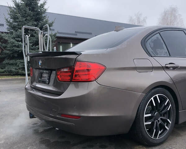 Коричневый БМВ 3 Серия, объемом двигателя 2 л и пробегом 174 тыс. км за 14000 $, фото 18 на Automoto.ua