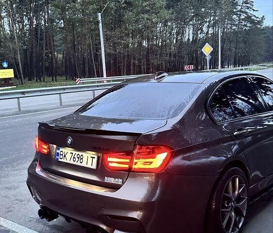 Коричневый БМВ 3 Серия, объемом двигателя 2 л и пробегом 300 тыс. км за 13800 $, фото 4 на Automoto.ua