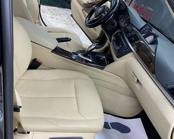 БМВ 3 Серия 2014 в Днепре (Днепропетровске) на Automoto.ua Коричневый БМВ 3 Серия, объемом двигателя 2 л и пробегом 177 тыс. км за 14500 $, фото 11 на Automoto.ua