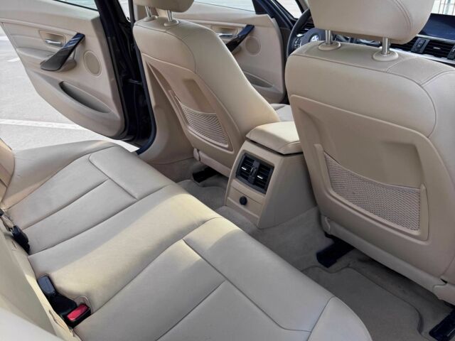 Коричневий БМВ 3 Серія, об'ємом двигуна 2 л та пробігом 41 тис. км за 13900 $, фото 21 на Automoto.ua