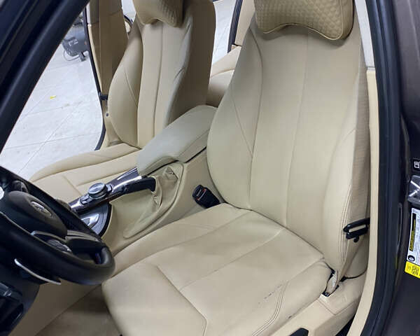 БМВ 3 Серия 2014 в Днепре (Днепропетровске) на Automoto.ua Коричневый БМВ 3 Серия, объемом двигателя 2 л и пробегом 177 тыс. км за 14500 $, фото 8 на Automoto.ua