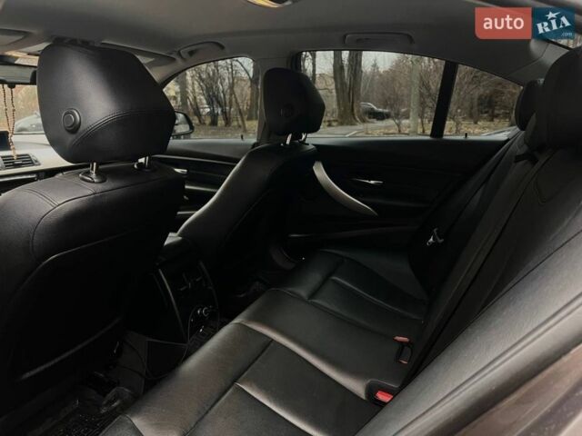 Коричневый БМВ 3 Серия, объемом двигателя 2 л и пробегом 150 тыс. км за 14000 $, фото 2 на Automoto.ua