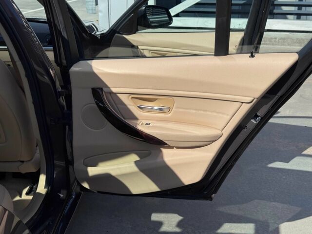 Коричневий БМВ 3 Серія, об'ємом двигуна 2 л та пробігом 41 тис. км за 13900 $, фото 17 на Automoto.ua