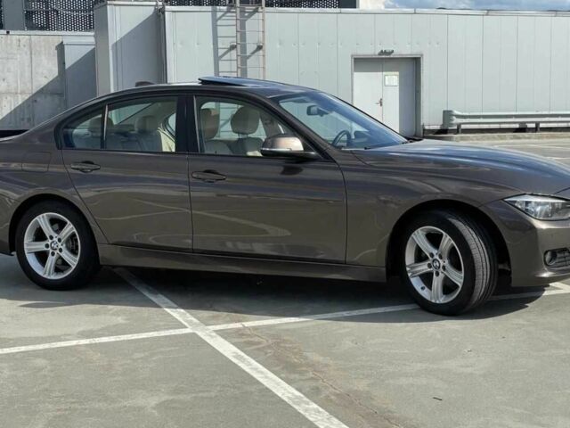 Коричневий БМВ 3 Серія, об'ємом двигуна 2 л та пробігом 41 тис. км за 13900 $, фото 4 на Automoto.ua
