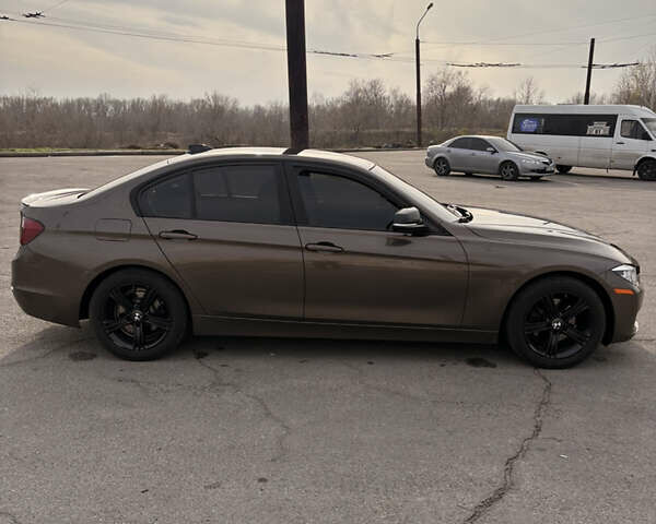 Коричневый БМВ 3 Серия, объемом двигателя 2 л и пробегом 258 тыс. км за 12200 $, фото 27 на Automoto.ua