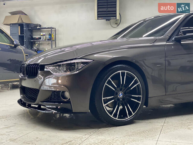 БМВ 3 Серия 2014 в Днепре (Днепропетровске) на Automoto.ua Коричневый БМВ 3 Серия, объемом двигателя 2 л и пробегом 177 тыс. км за 14500 $, фото 5 на Automoto.ua