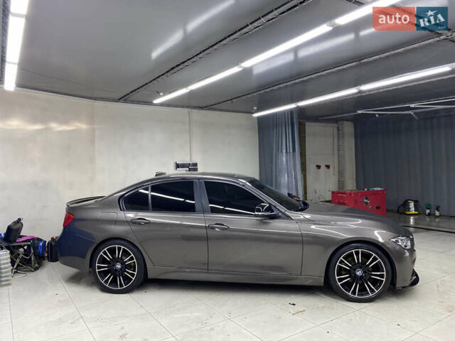 БМВ 3 Серия 2014 в Днепре (Днепропетровске) на Automoto.ua Коричневый БМВ 3 Серия, объемом двигателя 2 л и пробегом 177 тыс. км за 14500 $, фото 2 на Automoto.ua