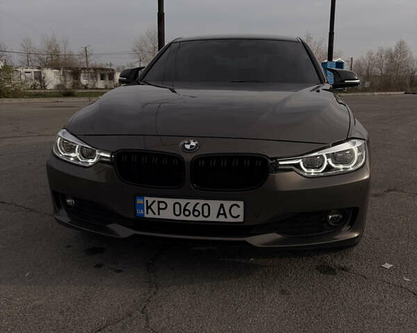 Коричневый БМВ 3 Серия, объемом двигателя 2 л и пробегом 258 тыс. км за 12200 $, фото 7 на Automoto.ua