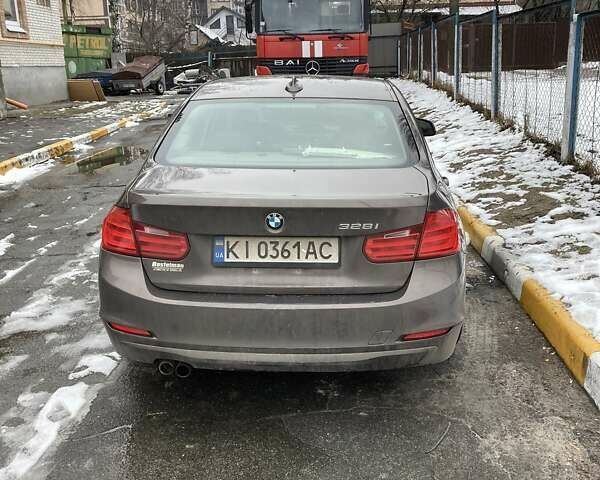 Коричневый БМВ 3 Серия, объемом двигателя 2 л и пробегом 255 тыс. км за 14000 $, фото 2 на Automoto.ua