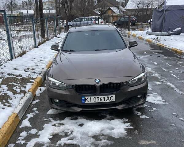Коричневый БМВ 3 Серия, объемом двигателя 2 л и пробегом 255 тыс. км за 14000 $, фото 7 на Automoto.ua
