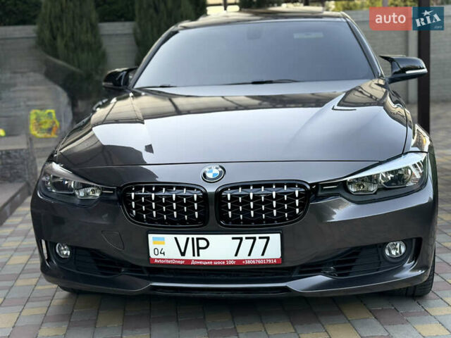 Коричневый БМВ 3 Серия, объемом двигателя 2 л и пробегом 98 тыс. км за 12999 $, фото 4 на Automoto.ua